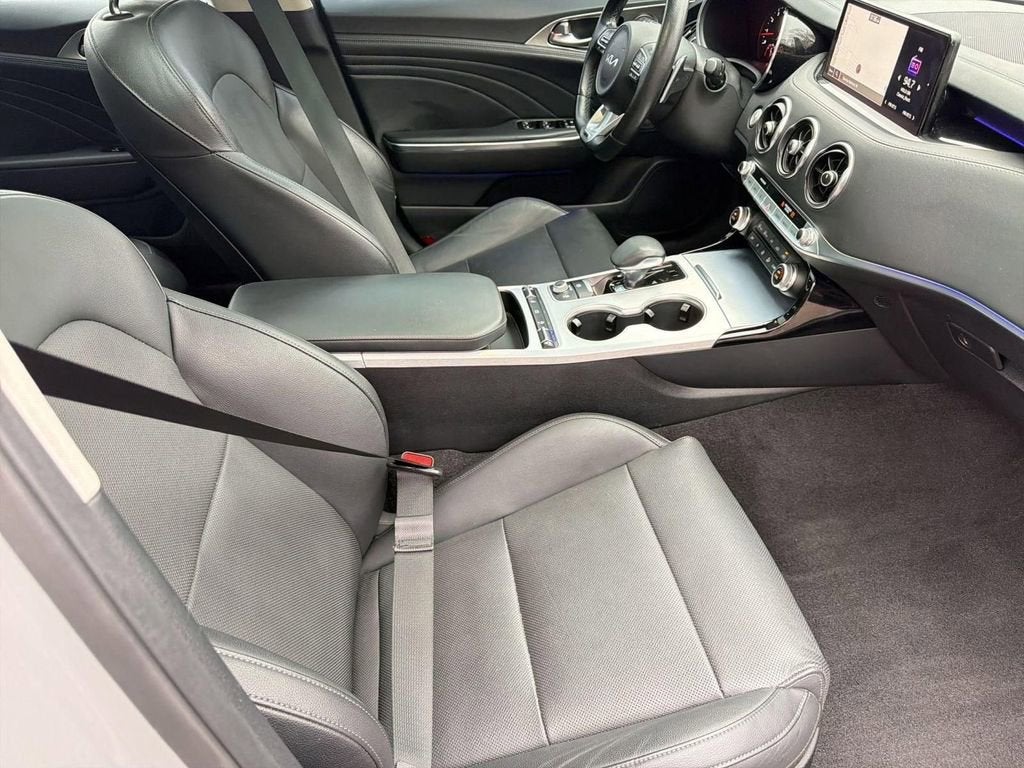 2023 Kia Stinger GT2