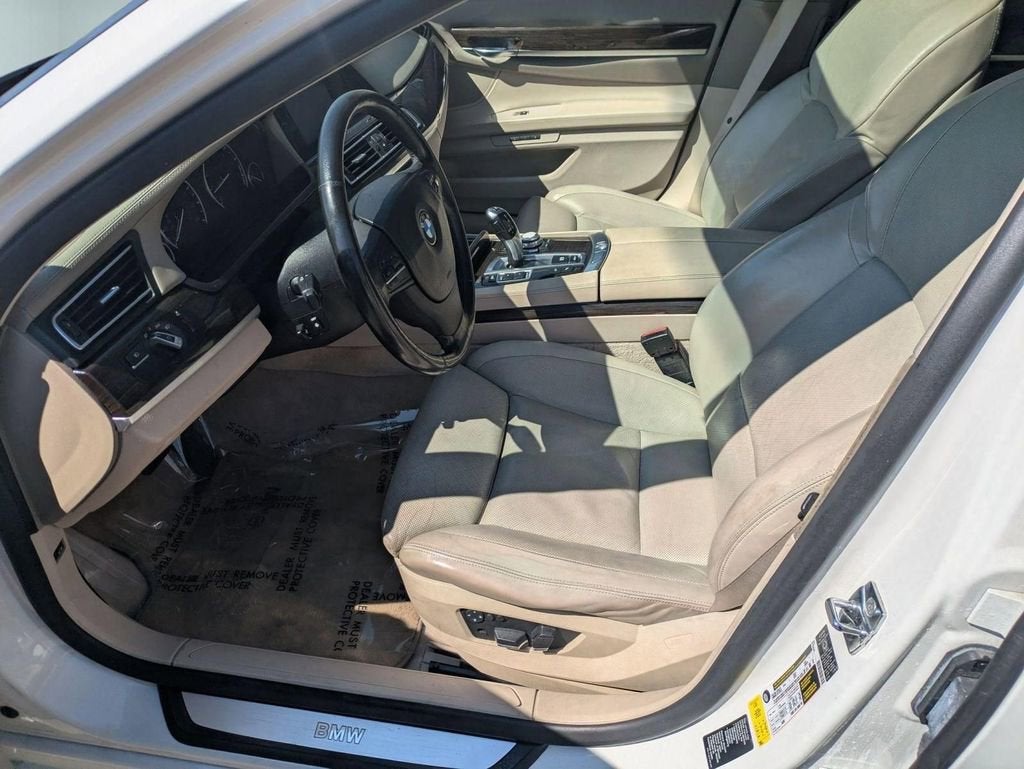 2009 BMW 750Li 750Li