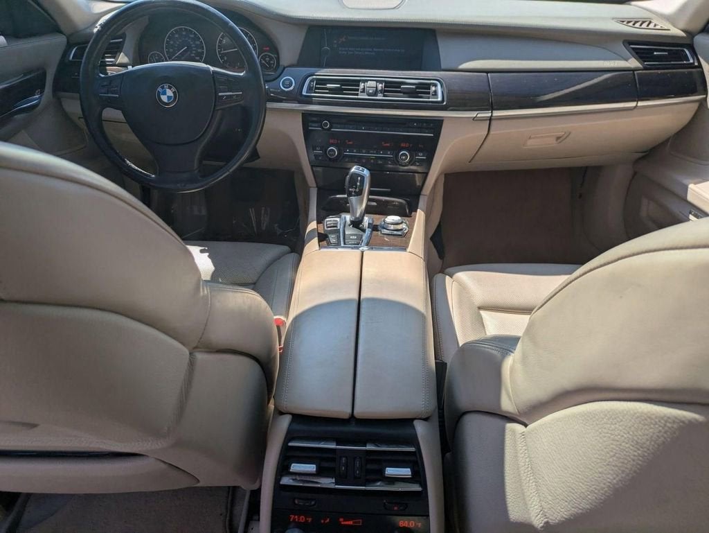 2009 BMW 750Li 750Li