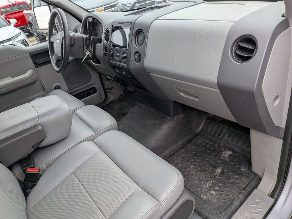2005 Ford F-150 XL
