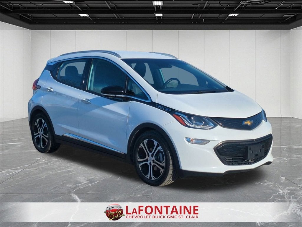 Used 2021 Chevrolet Bolt EV Premier with VIN 1G1FZ6S01M4108036 for sale in China Township, MI