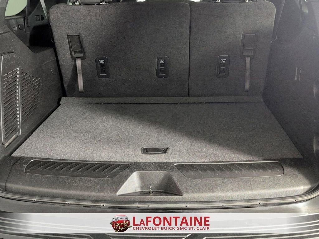 2024 GMC Yukon XL SLT