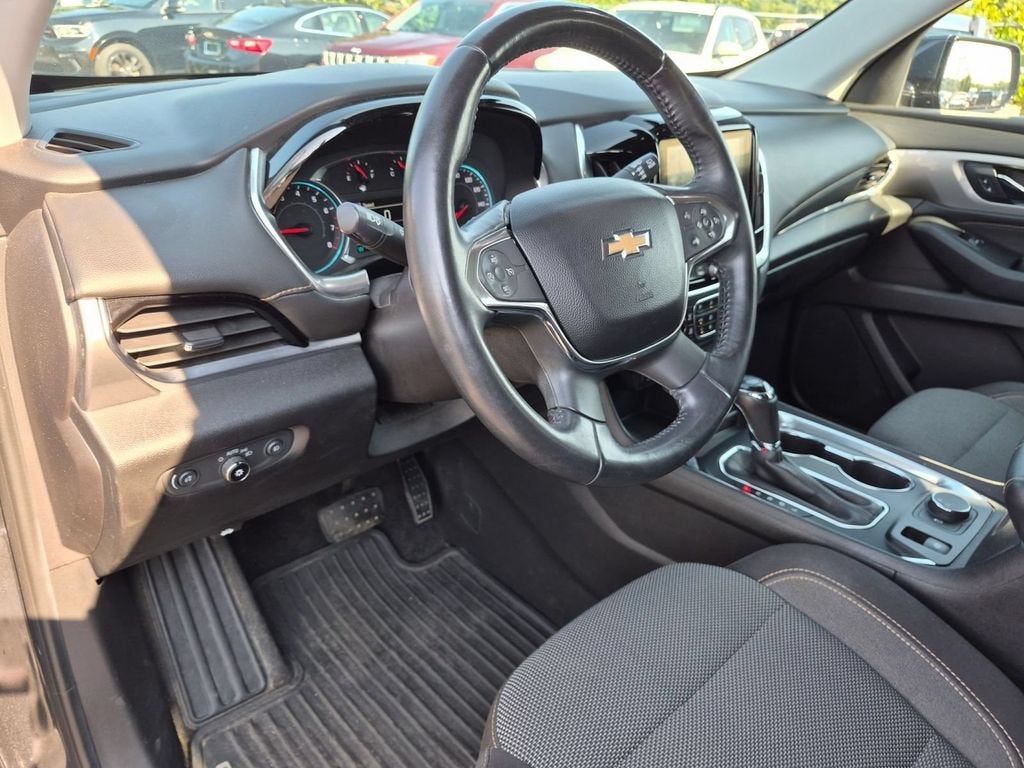 2018 Chevrolet Traverse LT Cloth