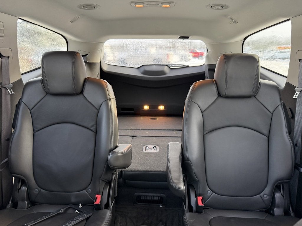 2010 Chevrolet Traverse LT w/2LT