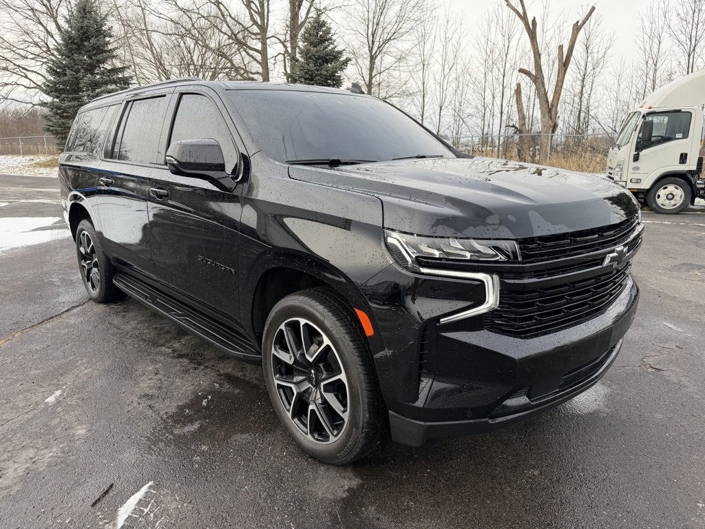 2024 Chevrolet Suburban RST
