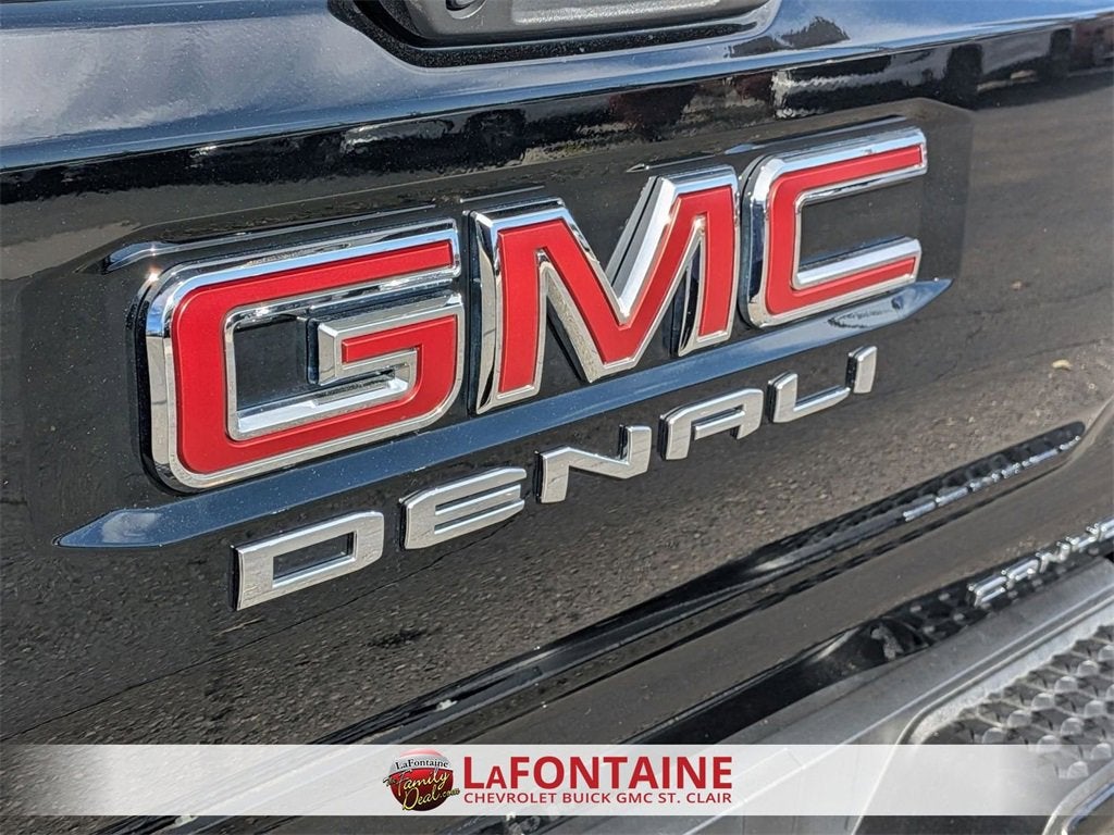2023 GMC Canyon Denali