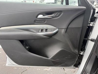 2022 Cadillac XT4 Premium Luxury