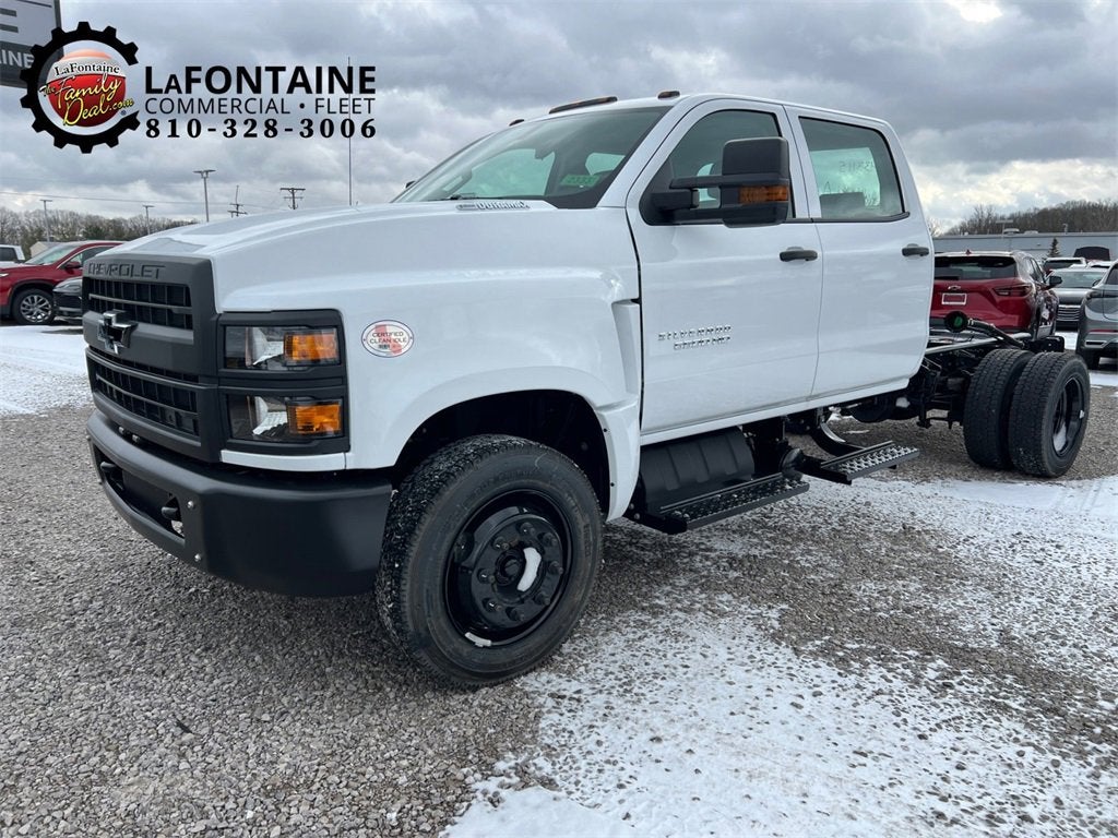 2024 Chevrolet Silverado 6500 HD Work Truck