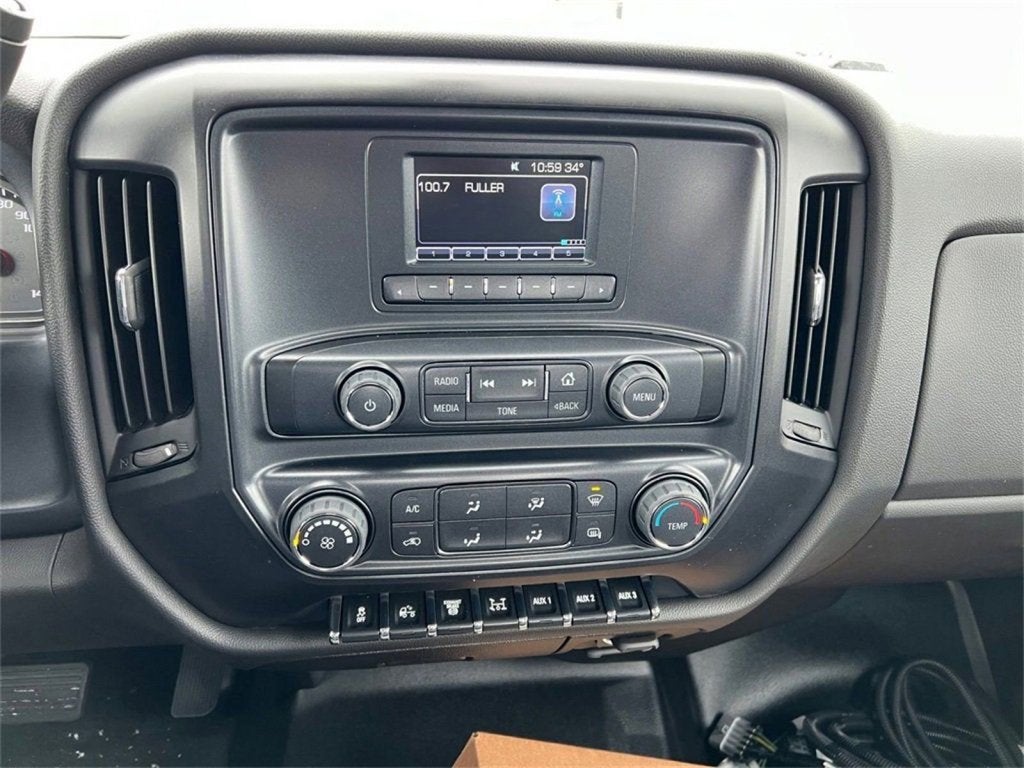 2024 Chevrolet Silverado 6500 HD Work Truck