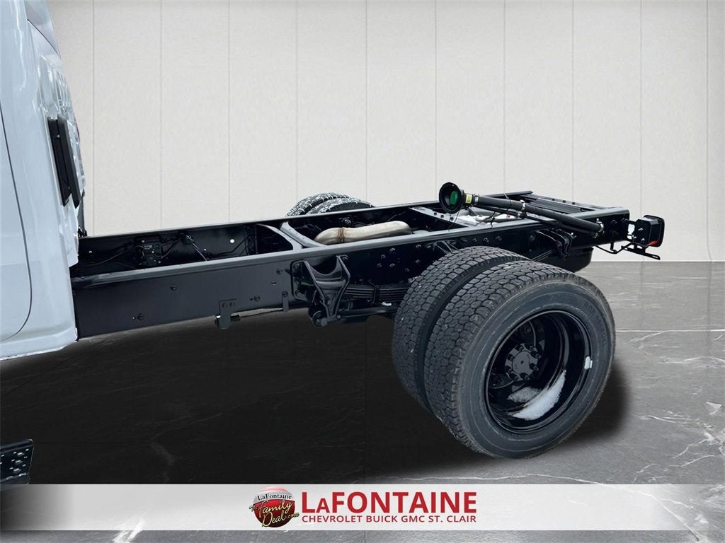 2024 Chevrolet Silverado 6500 HD Work Truck