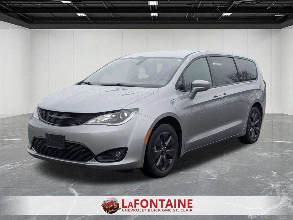 2020 Chrysler Pacifica Hybrid Touring