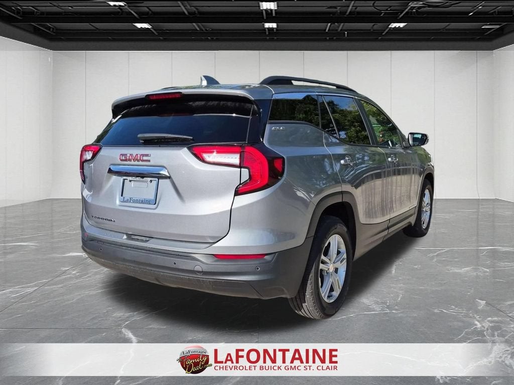 2023 GMC Terrain SLE