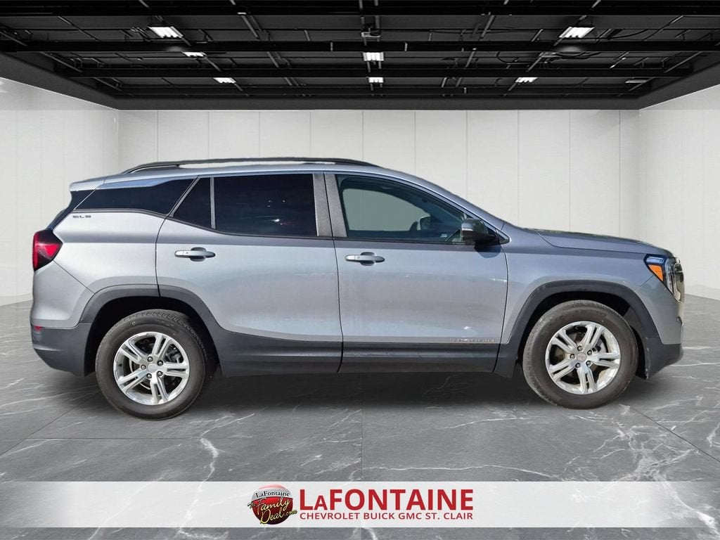 2023 GMC Terrain SLE