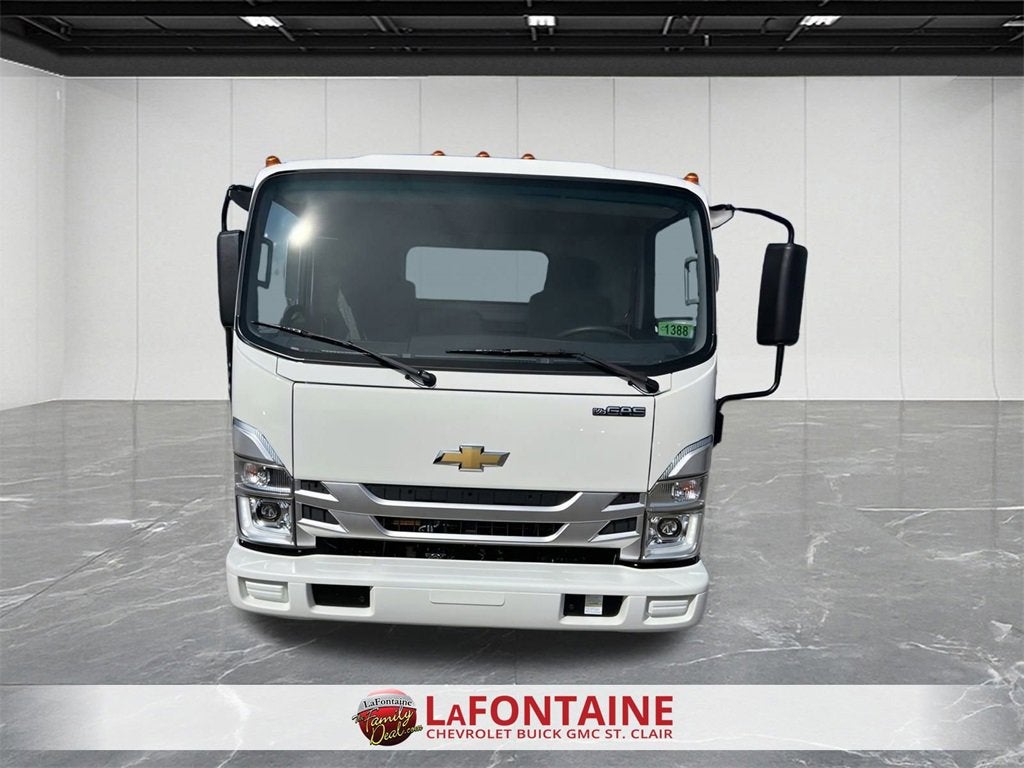 2024 Chevrolet Low Cab Forward 4500 Base