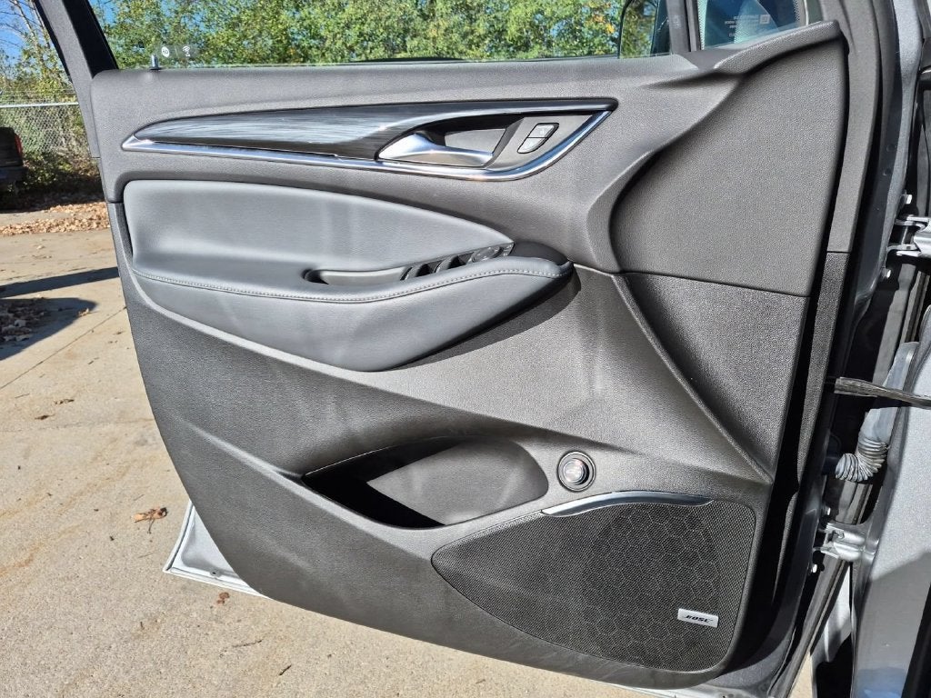 2024 Buick Enclave Essence