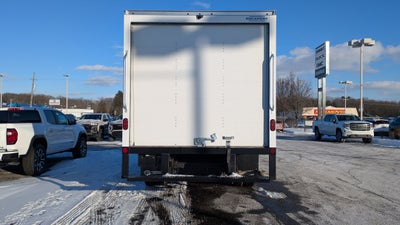 2025 GMC Savana Cutaway 3500 1WT