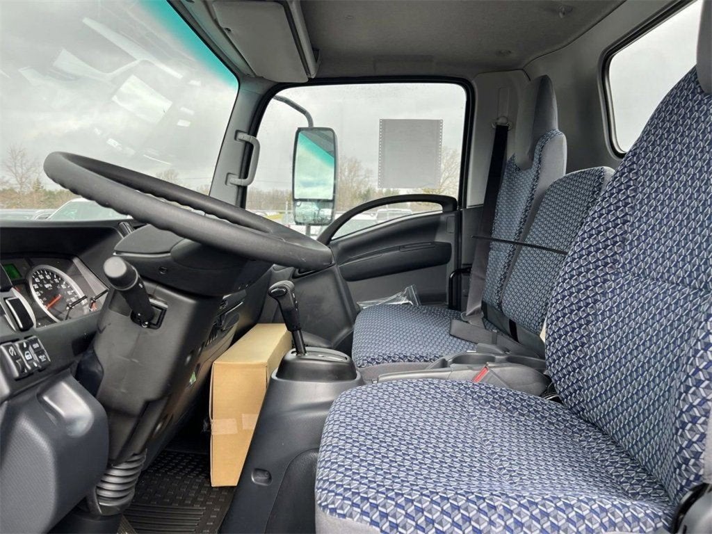 2024 Chevrolet Low Cab Forward 5500 XD Base