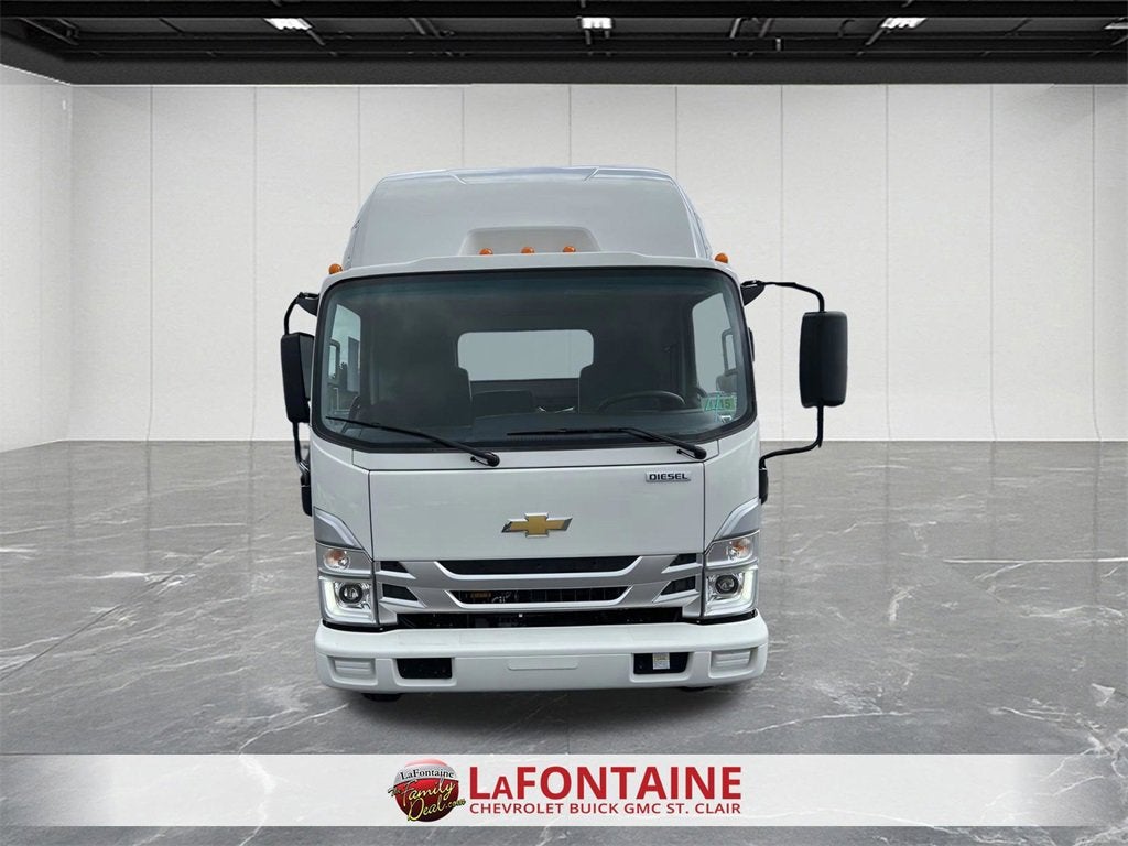 2024 Chevrolet Low Cab Forward 5500 XD Base