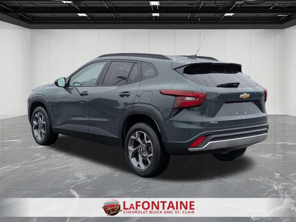 2025 Chevrolet Trax LT