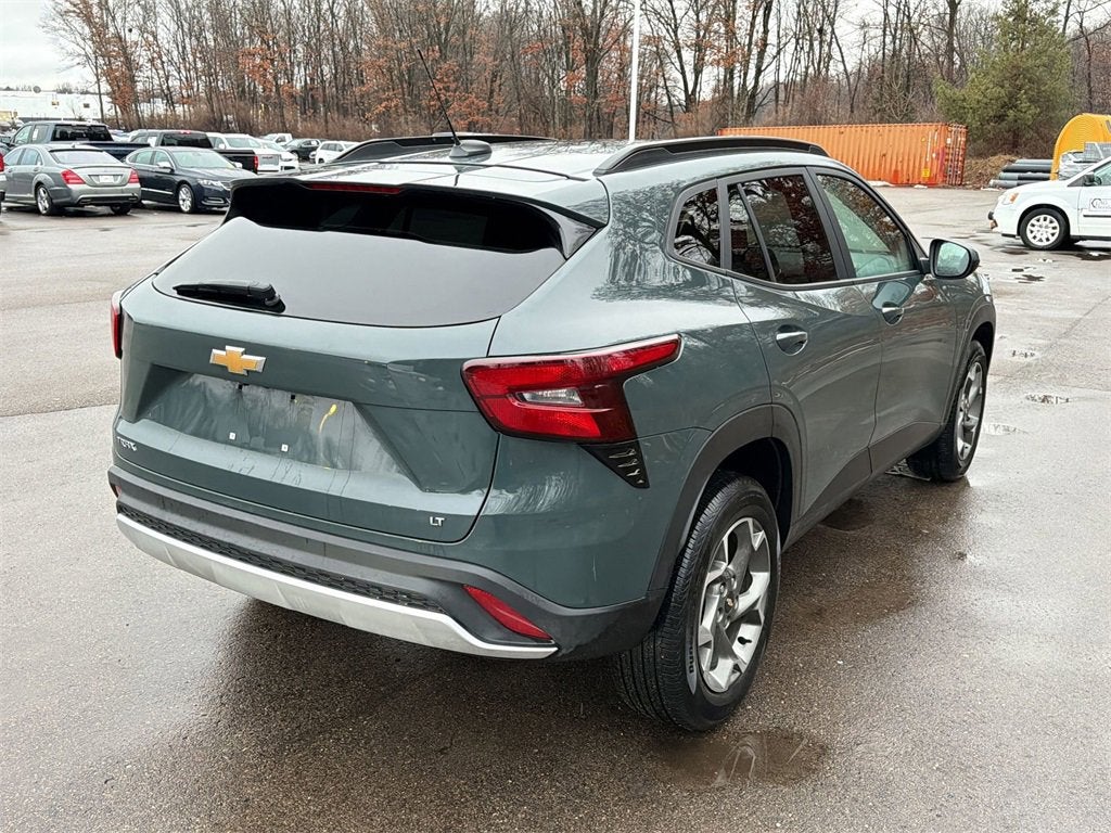 2025 Chevrolet Trax LT