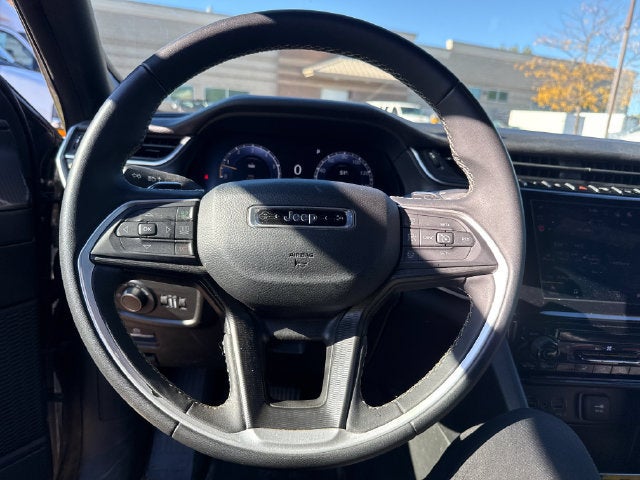 2024 Jeep Grand Cherokee L Laredo 4x4
