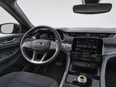 2024 Jeep Grand Cherokee L Laredo 4x4
