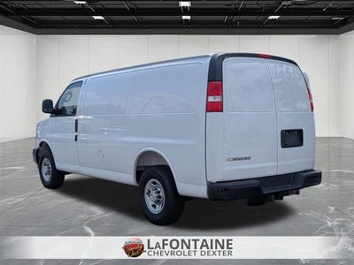 2025 Chevrolet Express Cargo WT