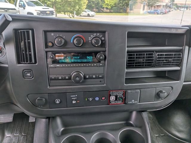 2025 Chevrolet Express Cargo 2500 WT