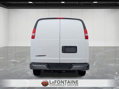2025 Chevrolet Express Cargo 3500 WT