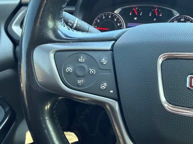 2021 GMC Acadia AT4