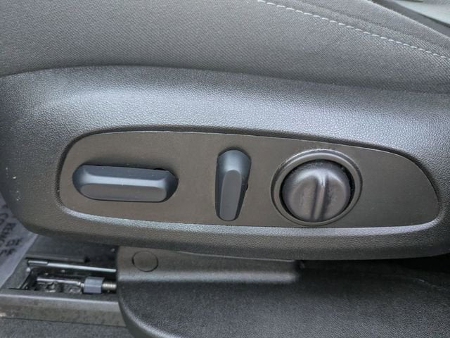 2024 Chevrolet Traverse Limited LT Cloth