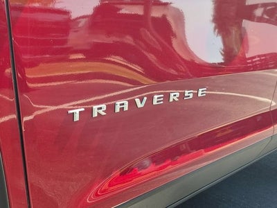 2025 Chevrolet Traverse LT