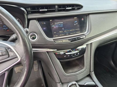 2017 Cadillac XT5 Luxury AWD