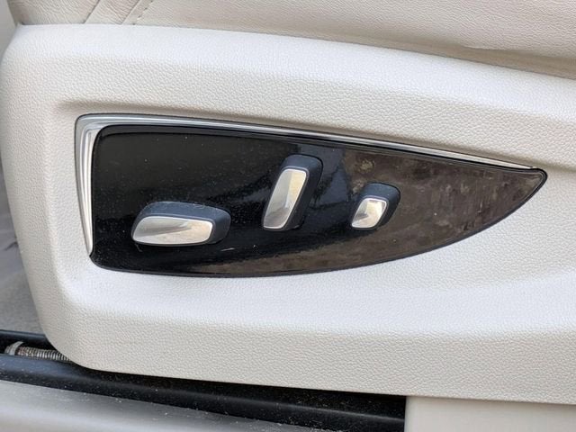 2019 Cadillac Escalade ESV Premium Luxury