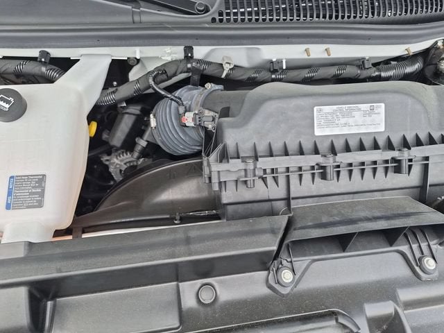 2026 Chevrolet Express Cutaway 3500 1WT