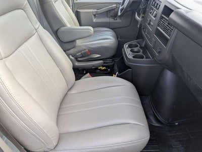 2025 Chevrolet Express Cutaway 3500 1WT