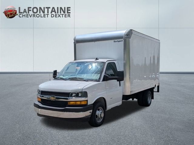 2024 Chevrolet Express Cutaway 3500 1WT