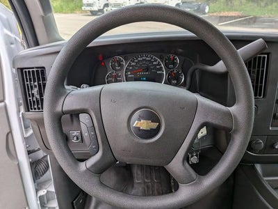 2024 Chevrolet Express Cutaway 3500 1WT