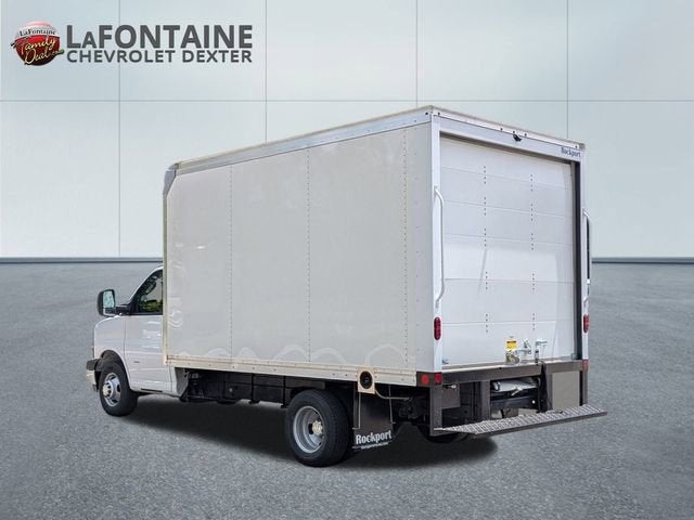 2024 Chevrolet Express Cutaway 3500 1WT