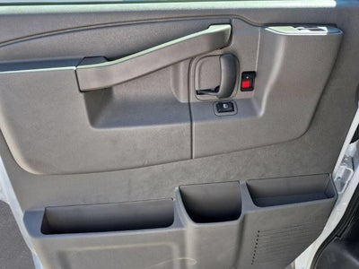 2026 Chevrolet Express Cutaway 4500 2WT