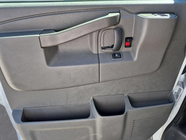 2026 Chevrolet Express Cutaway 4500 2WT