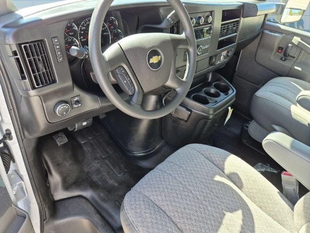 2026 Chevrolet Express Cutaway 4500 2WT