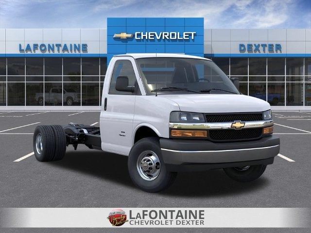 2026 Chevrolet Express Cutaway 4500 2WT