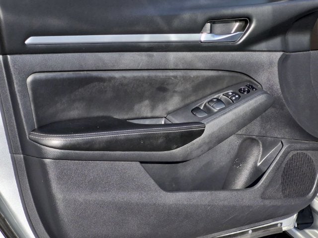 2022 Nissan Altima SV FWD