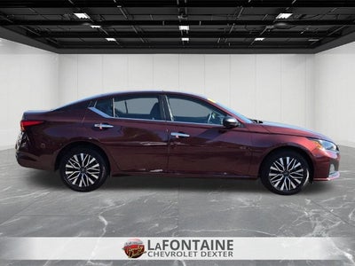 2025 Nissan Altima SV AWD