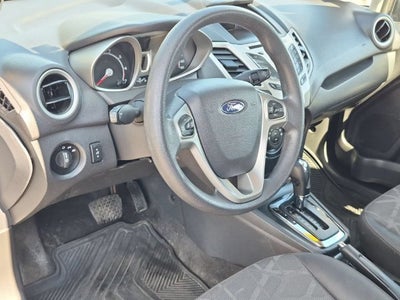 2013 Ford Fiesta SE