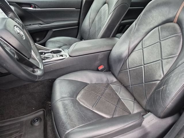2018 Toyota Camry Hybrid XLE