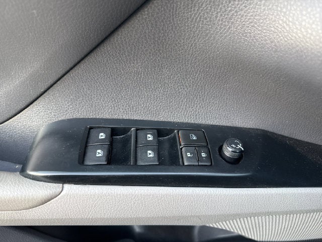 2020 Toyota Camry LE Hybrid