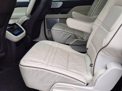 2022 Lincoln Navigator Black Label L