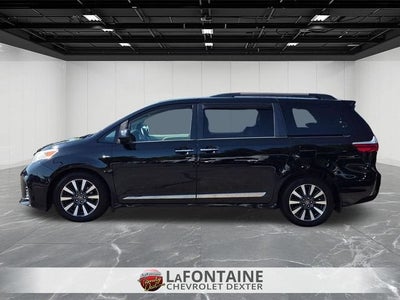 2018 Toyota Sienna XLE 7 Passenger